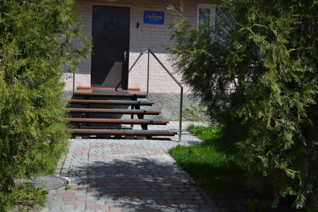 Sinay Hotel Poltava Exterior foto